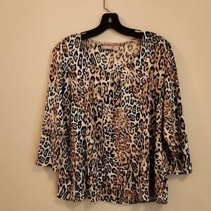 CHICOS Women's  leopard Top Size 2